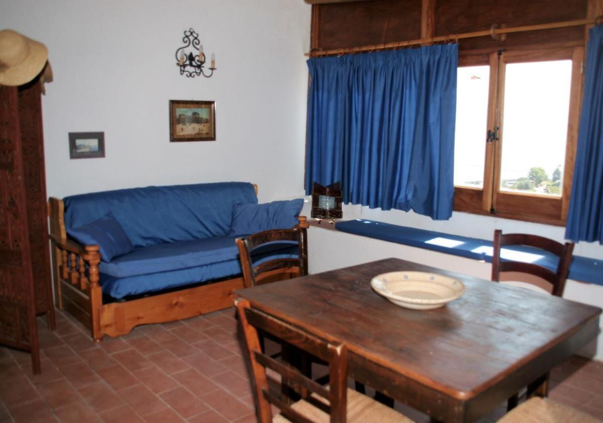 Case Al Mare - Terrazzi Panoramici E Ampio Giardino Santa Marina Salina Zewnętrze zdjęcie