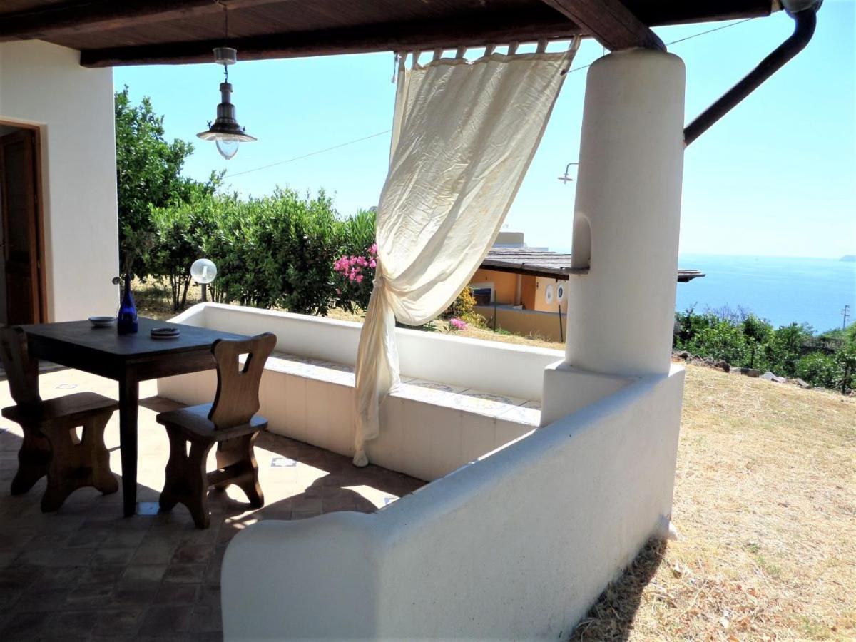 Case Al Mare - Terrazzi Panoramici E Ampio Giardino Santa Marina Salina Zewnętrze zdjęcie